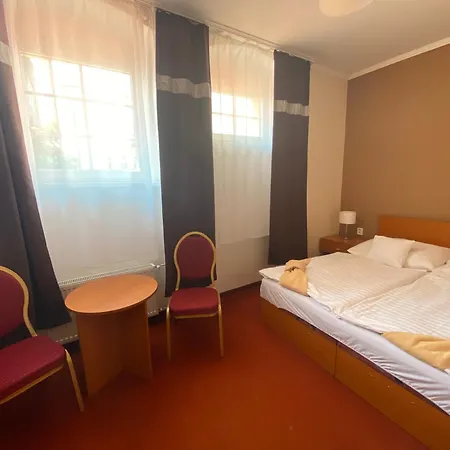 Cerny Orel Hotel 3*