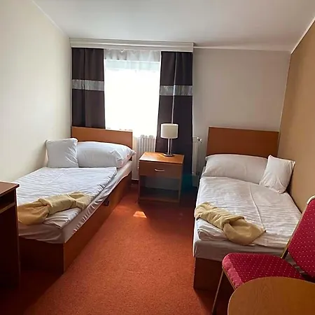 Cerny Orel Szálloda 3*