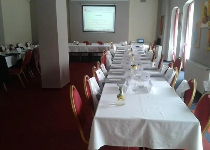 Hotel černý Orel 3*