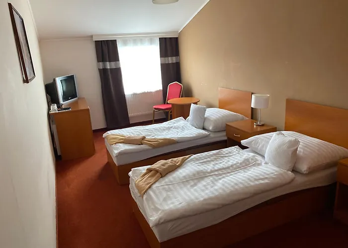 Hotel černý Orel 3*